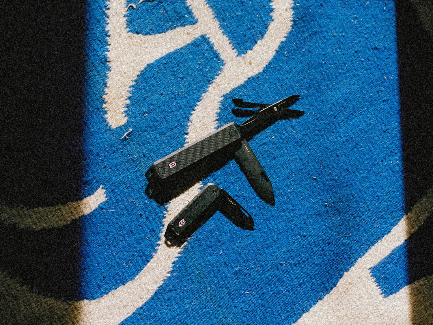 ellis laydown on textile