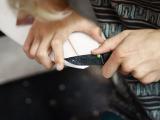 about carving surf board